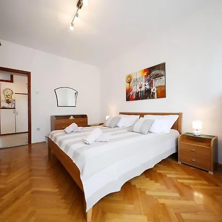 Apartment Apartman Rony